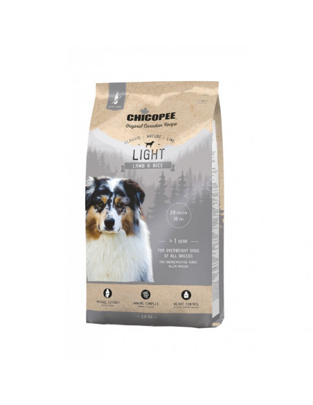 Chicopee Classic Nature Light храна за кучета при наднормено тегло с агне и ориз, 2кг